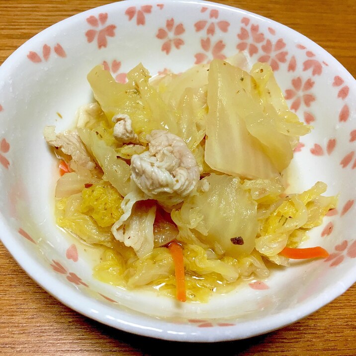 お弁当に簡単♪白菜の蒸し煮